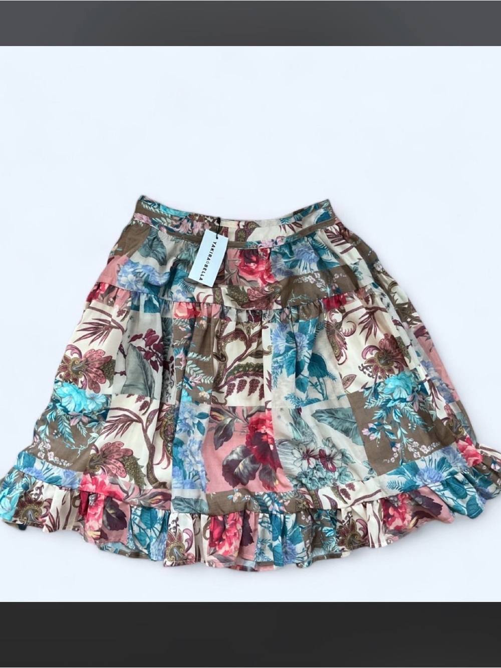 NWT Yakira Bella Gia Patchwork Floral Tiered Midi Skirt Size Medium